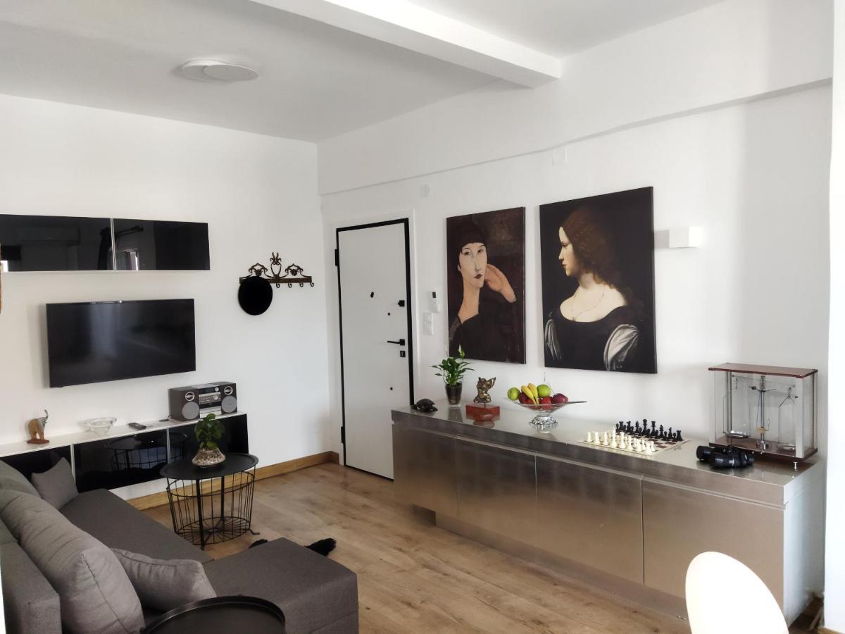 Minimal Apartment By The Beach Corinth Luaran gambar